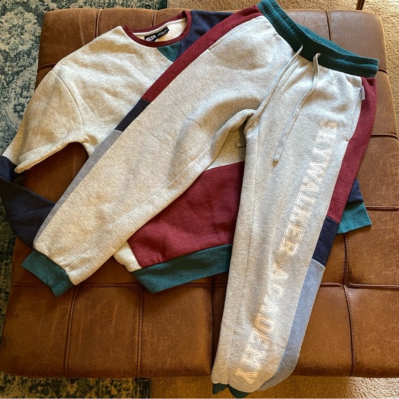 Disney Star Wars Our Universe Skywalker Academy Sweatshirt and Sweat Pants Set - Picture 1 of 14